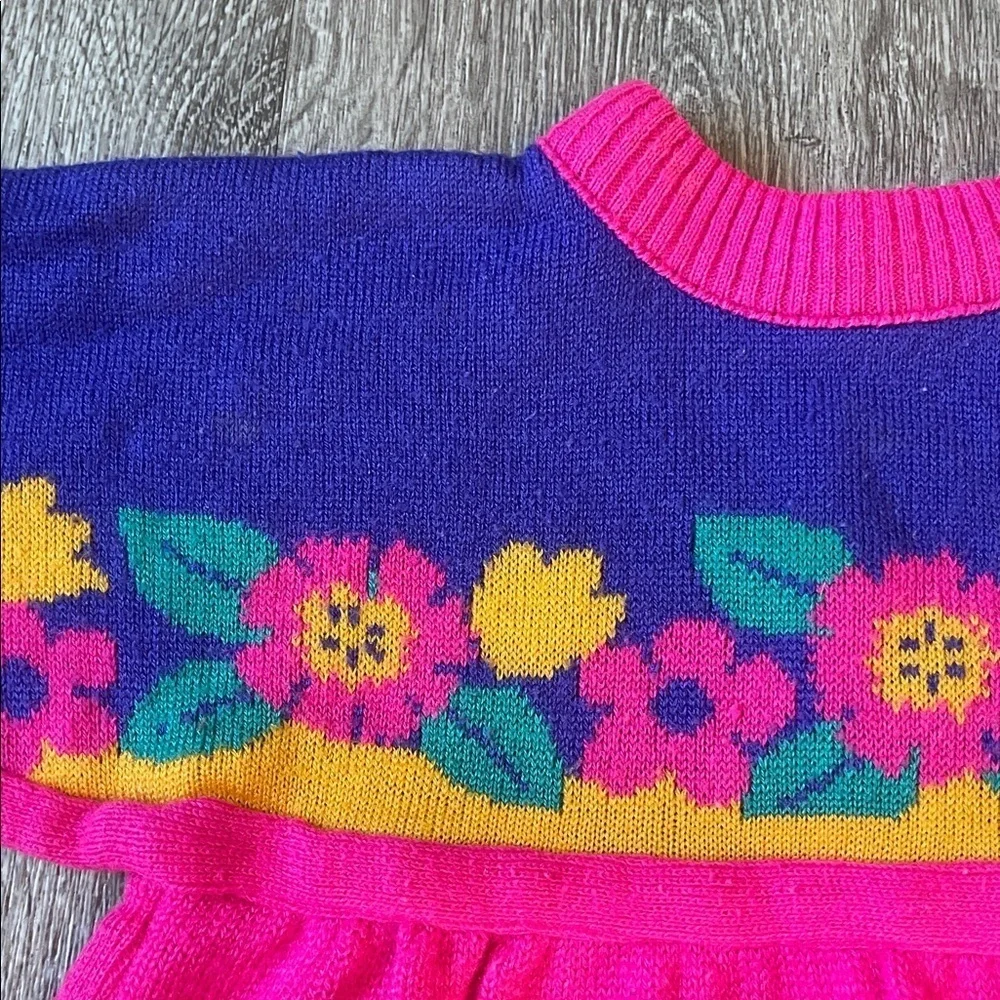 Vintage sweater Colorful Floral Baby Jumpsuit romper onesie size 3 to 6 months